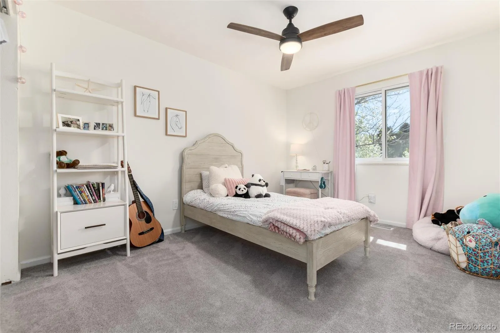 04032026222140 1600 19