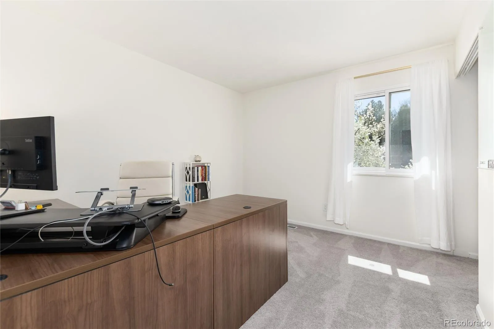 04032026222140 1600 20