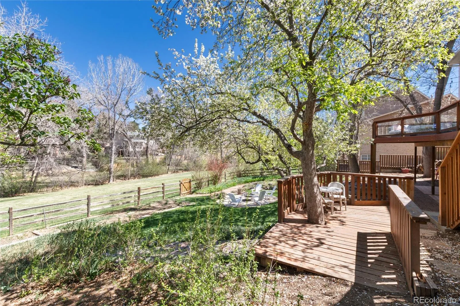 04032026222140 1600 33