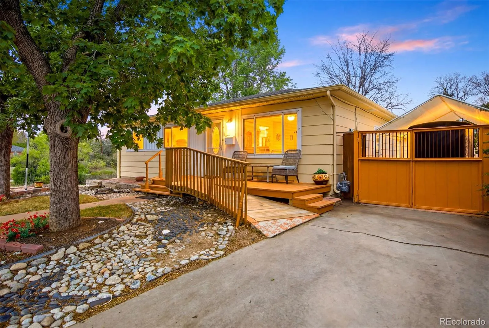 1800 S Vrain Street Denver CO 80219 MLS #REC9858894 05252026044404 1600 0