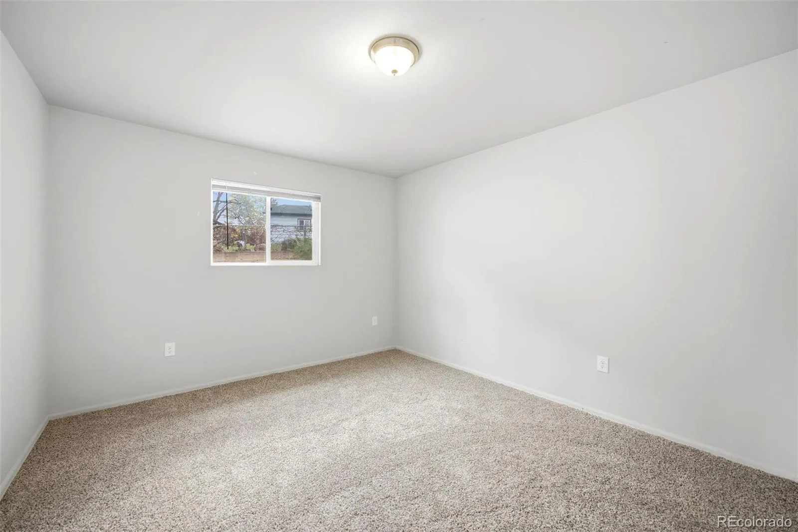1800 S Vrain Street Denver CO 80219 MLS #REC9858894 05252026044404 1600 45