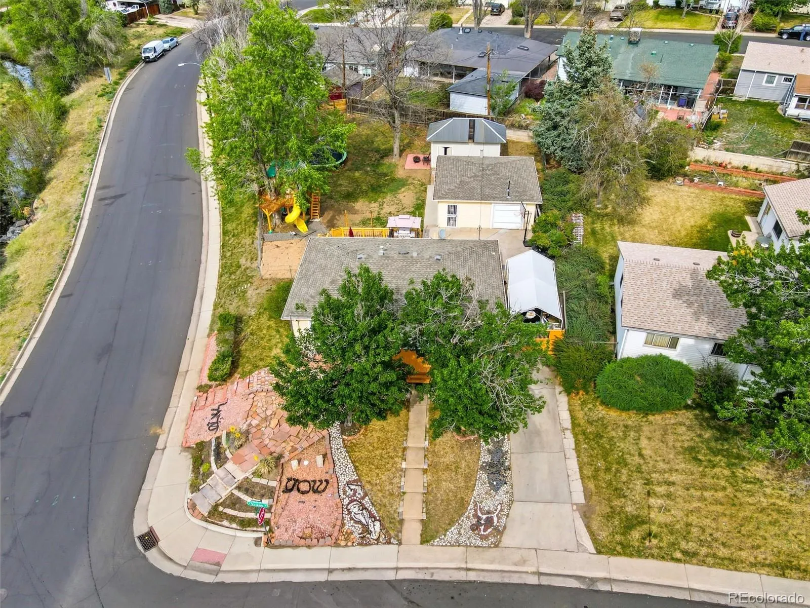 1800 S Vrain Street Denver CO 80219 MLS #REC9858894 05252026044404 1600 8