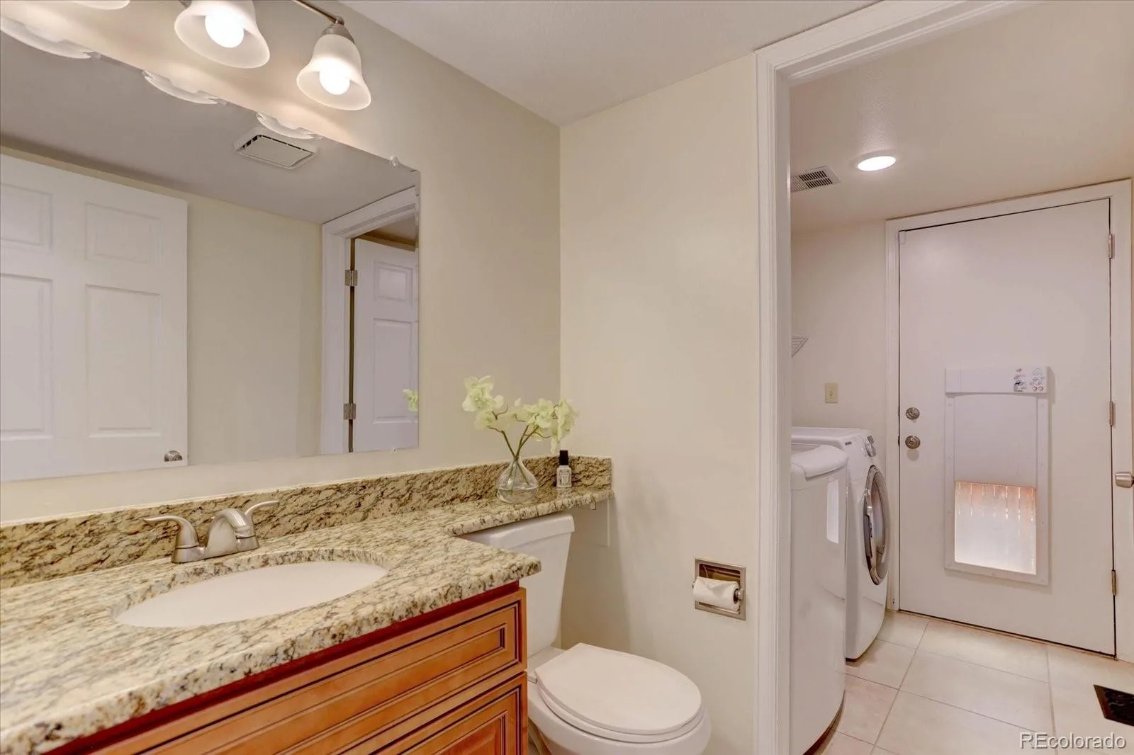 9927 Spring Hill Lane Highlands Ranch CO 80129 | MLS #REC9859488 08192026050002 1600 19