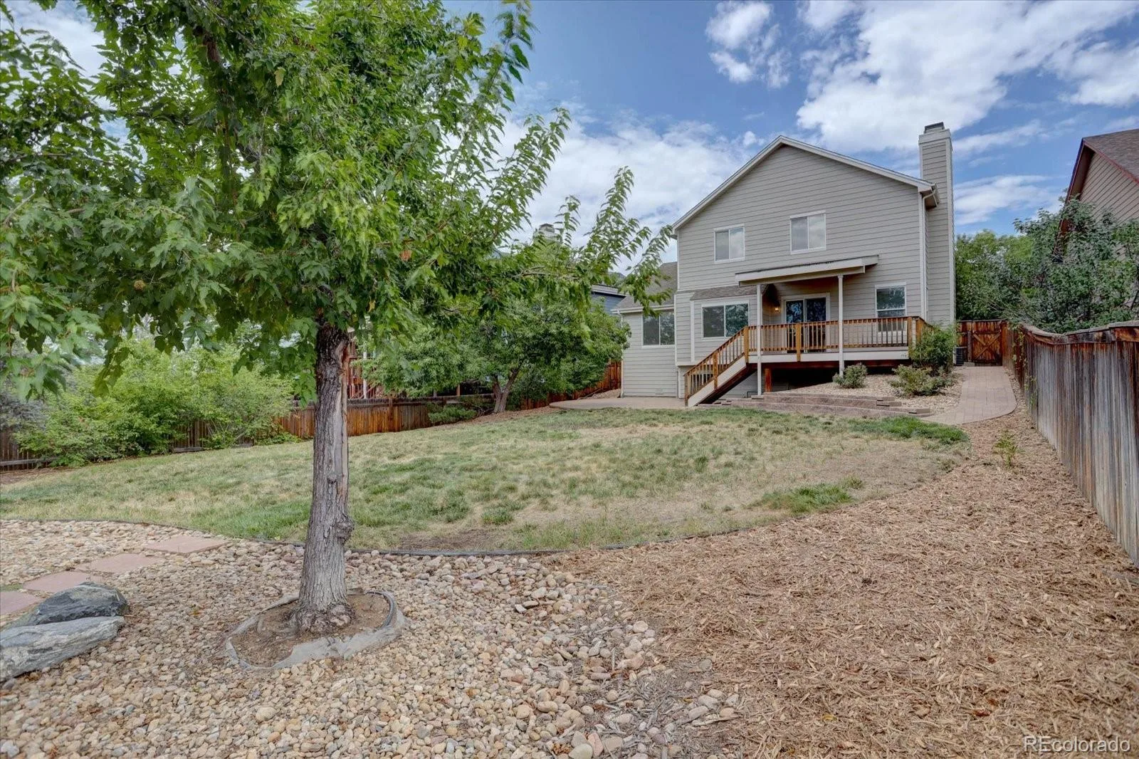 9927 Spring Hill Lane Highlands Ranch CO 80129 | MLS #REC9859488 08192026050002 1600 40