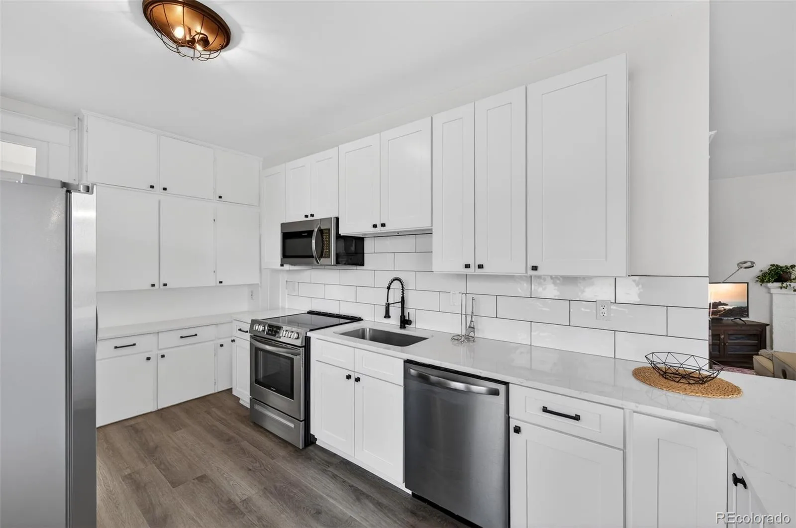 3042 W 38th Avenue Denver CO 80211 | MLS #REC9860907 08282026193624 1600 11