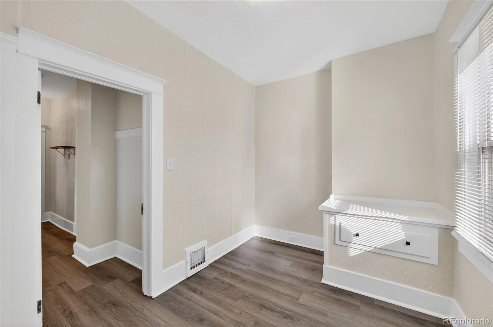 3042 W 38th Avenue Denver CO 80211 | MLS #REC9860907 08282026193624 1600 18