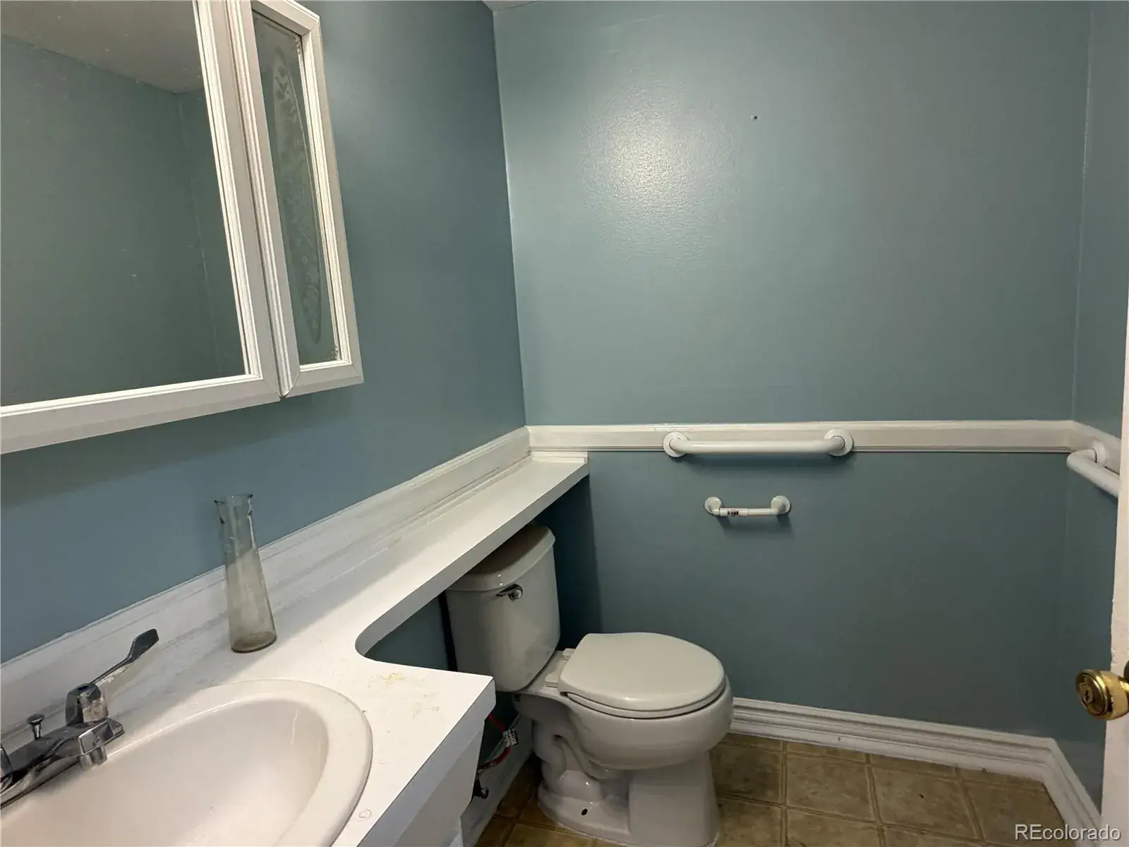 10112025034201 1600 21