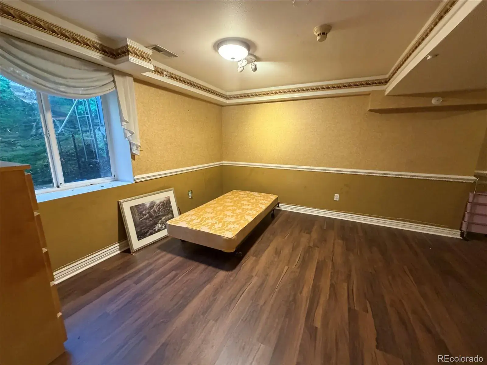 10112025034201 1600 34