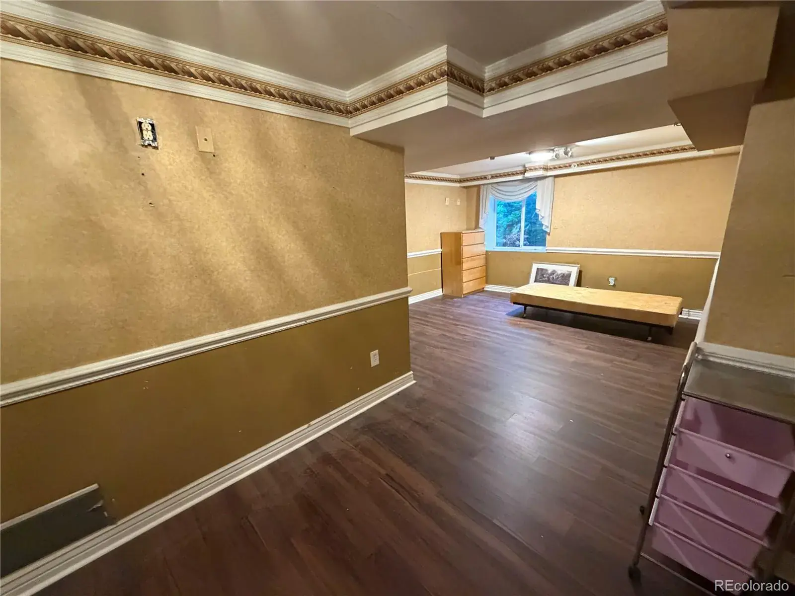 10112025034201 1600 36