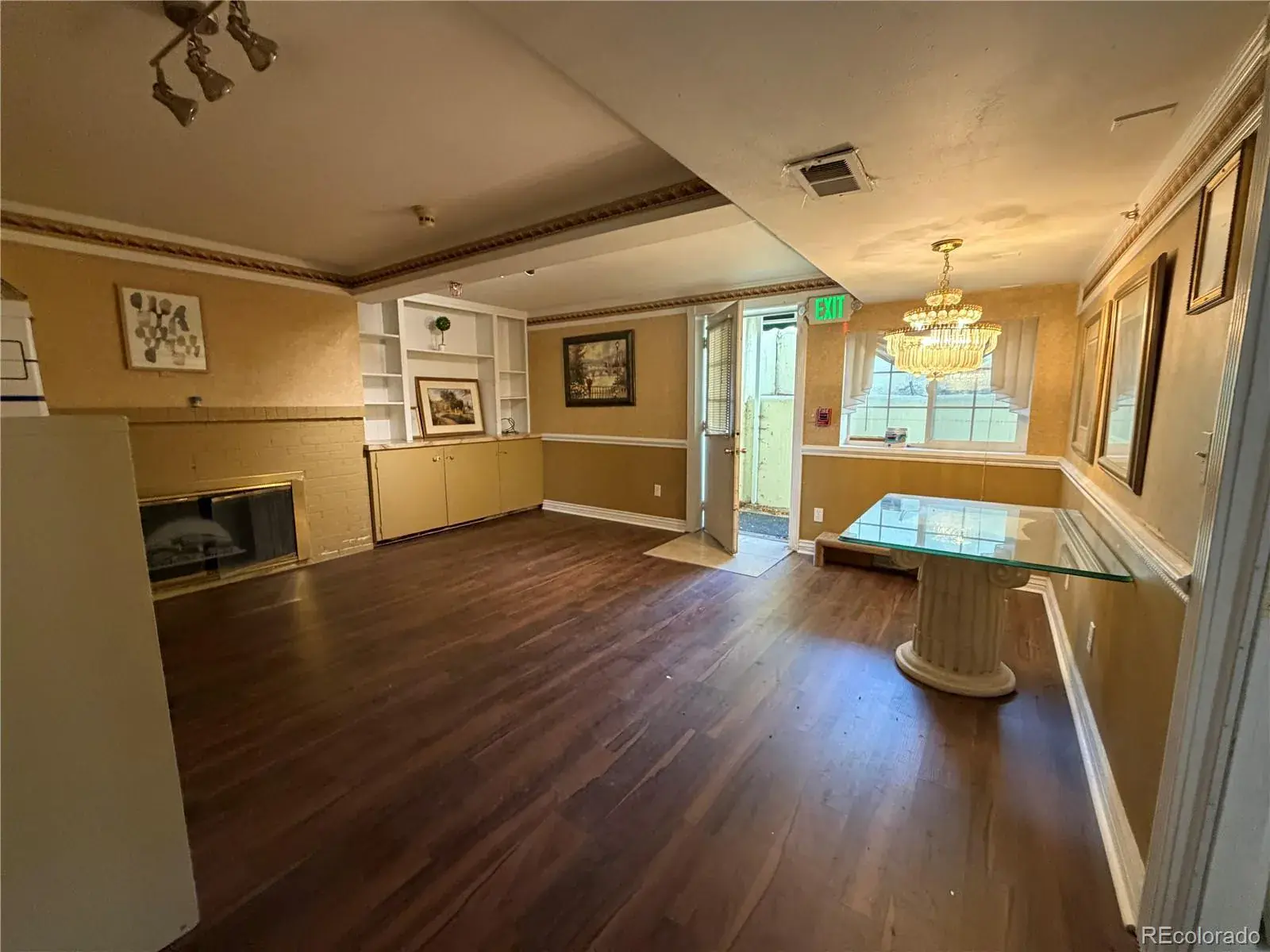 10112025034201 1600 39