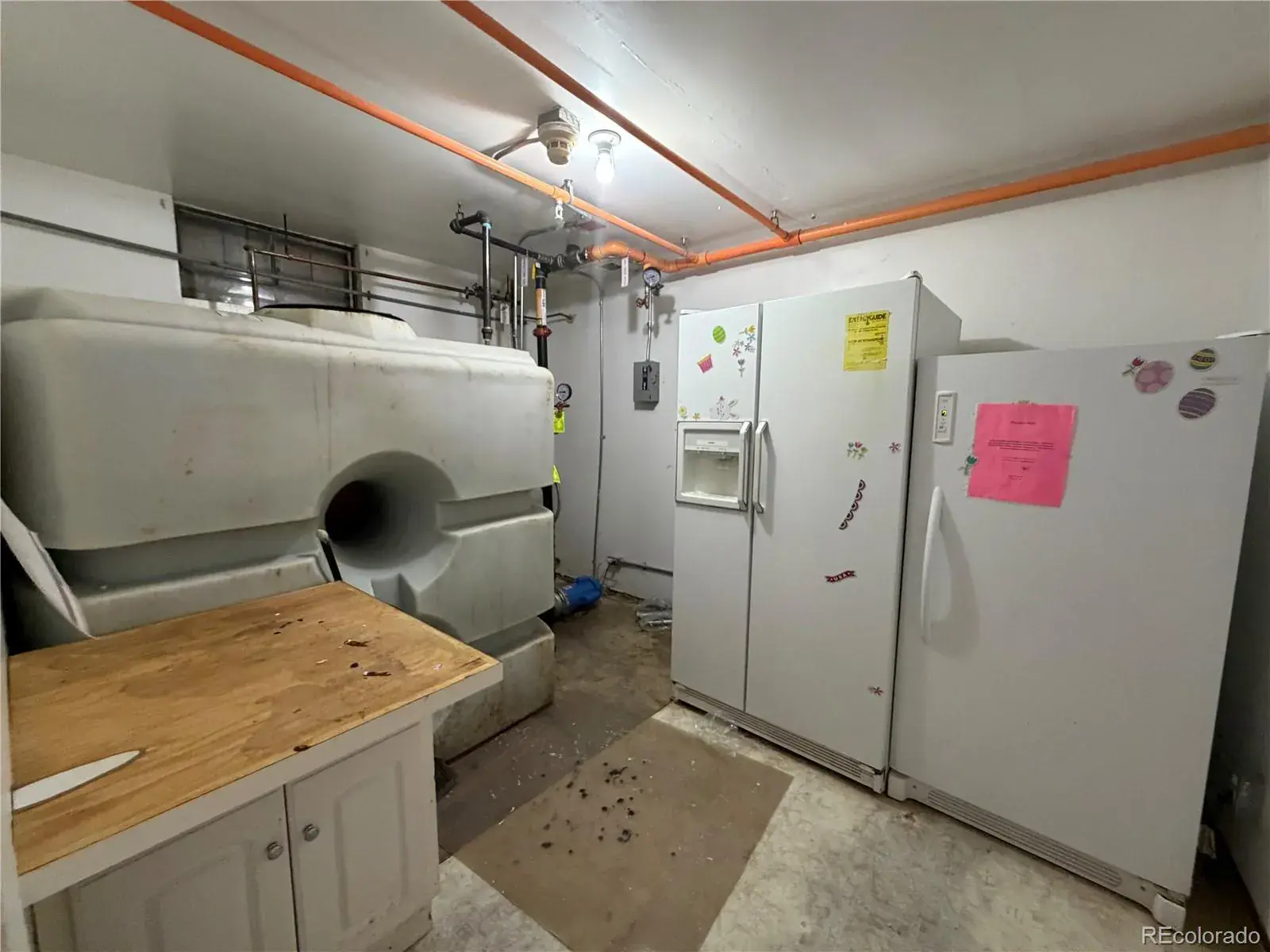 10112025034201 1600 40