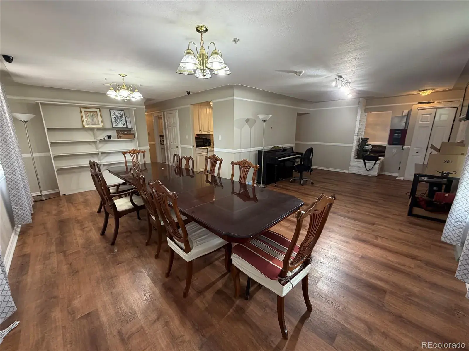 10112025034201 1600 9