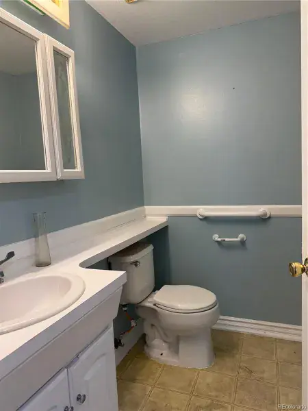 10112025034201 800 30