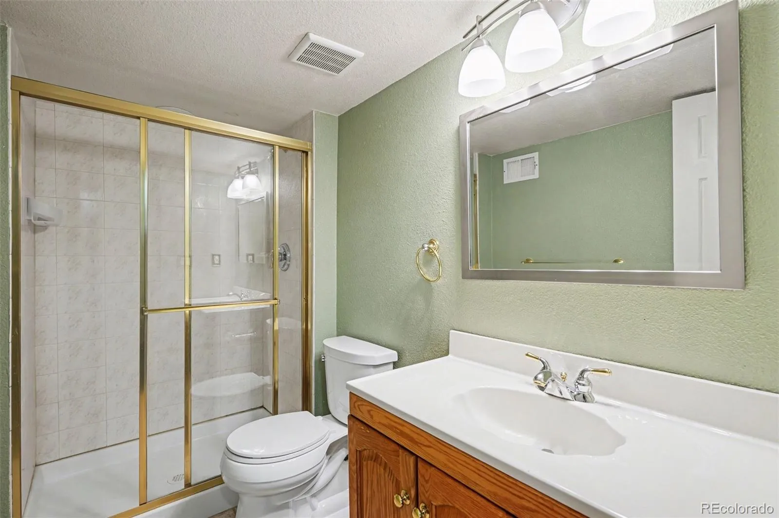 9231 Millcreek Court Highlands Ranch CO 80126 MLS #REC9863177 04292026212218 1600 34
