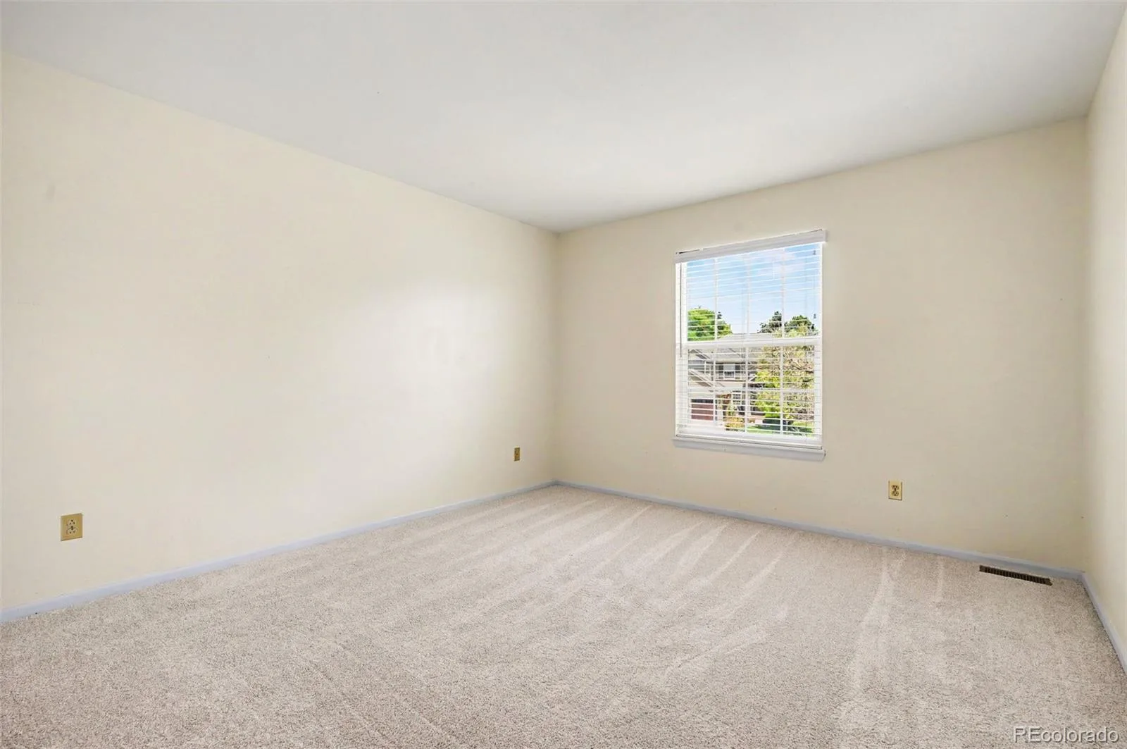 9231 Millcreek Court Highlands Ranch CO 80126 MLS #REC9863177 07062026183459 1600 28