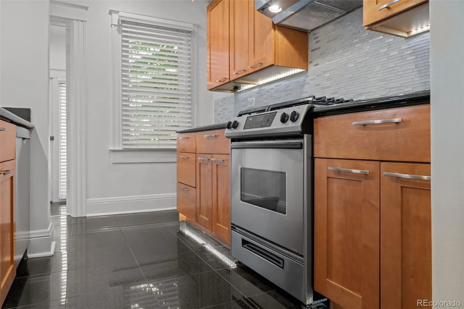 04142026185723 1600 20