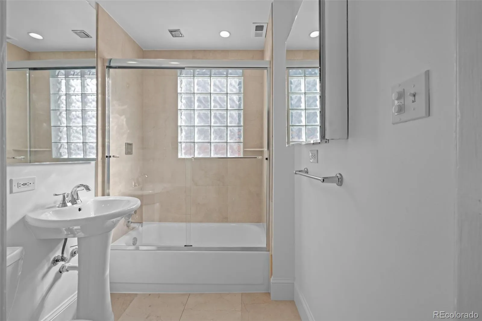 04142026185723 1600 30