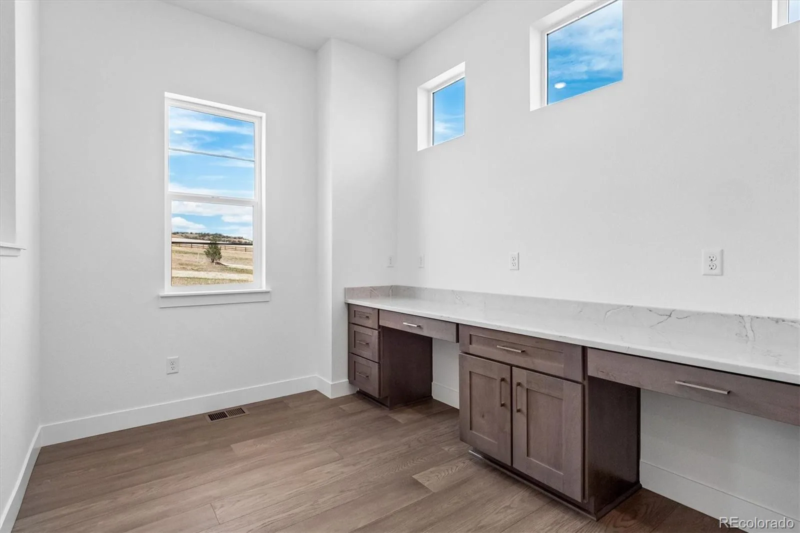 1303 Oleander Street Castle Rock CO 80109 MLS #REC9865699 06092026154951 1600 12
