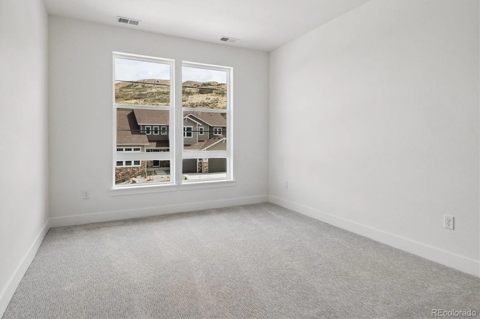 1303 Oleander Street Castle Rock CO 80109 MLS #REC9865699 06092026154951 1600 22