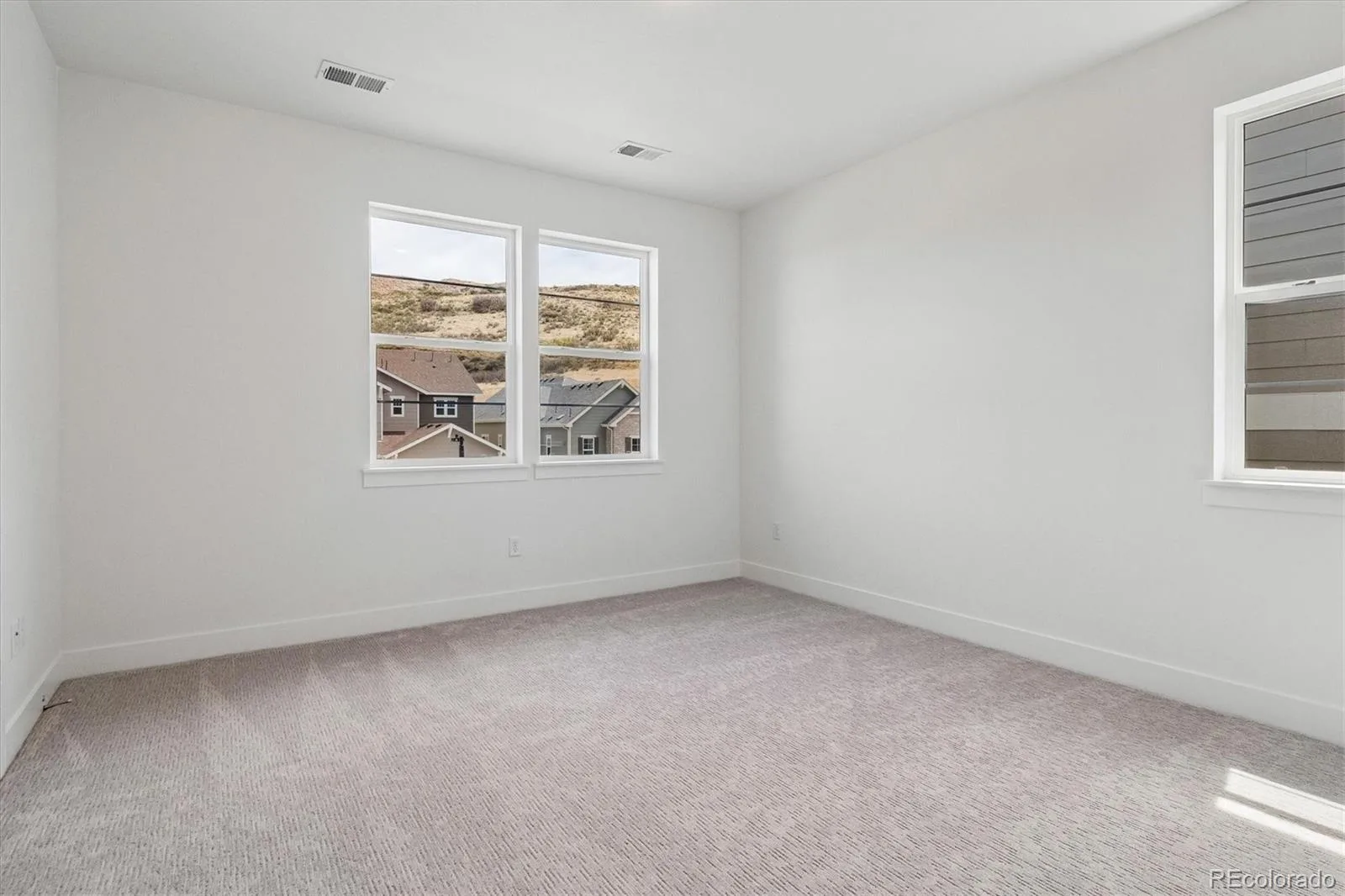 1303 Oleander Street Castle Rock CO 80109 MLS #REC9865699 06092026154951 1600 24