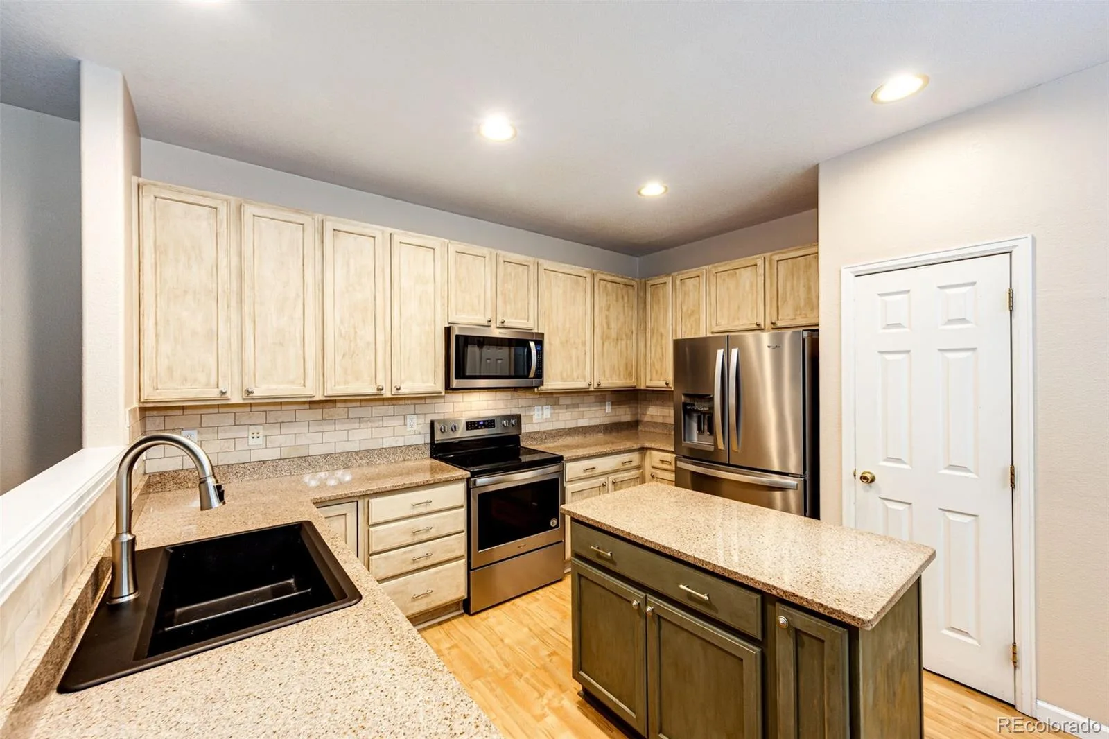 11223 Wintergreen Drive Parker CO 80138 | MLS #REC9866102 07302026181724 1600 16