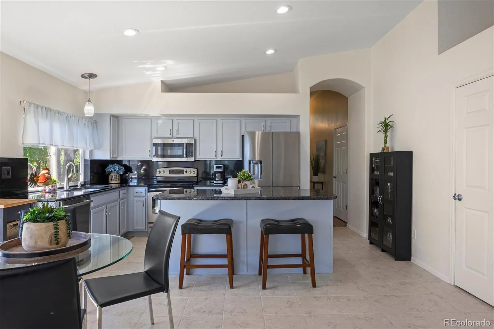 1201 Berganot Trail Castle Pines CO 80108 MLS #REC9866972 07312026154244 1600 8