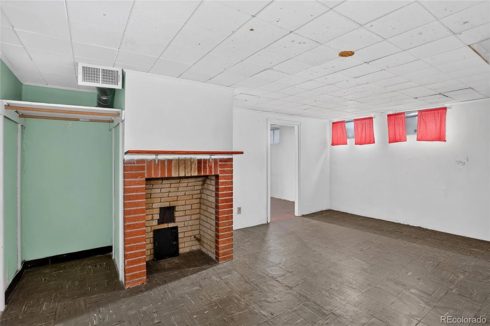 1133 Kingston Street Aurora CO 80010 | MLS #REC9869482 10092026190525 1600 12