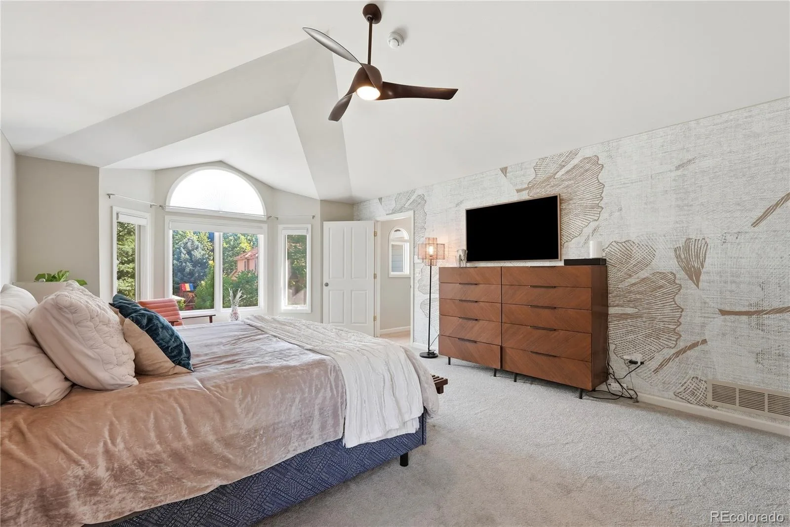 5444 S Geneva Way Englewood CO 80111 | MLS #REC9869502 07302026173740 1600 13