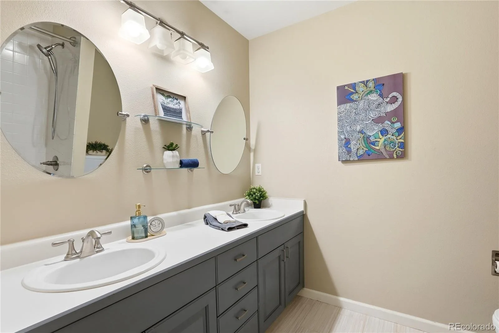 5444 S Geneva Way Englewood CO 80111 | MLS #REC9869502 07302026173740 1600 19