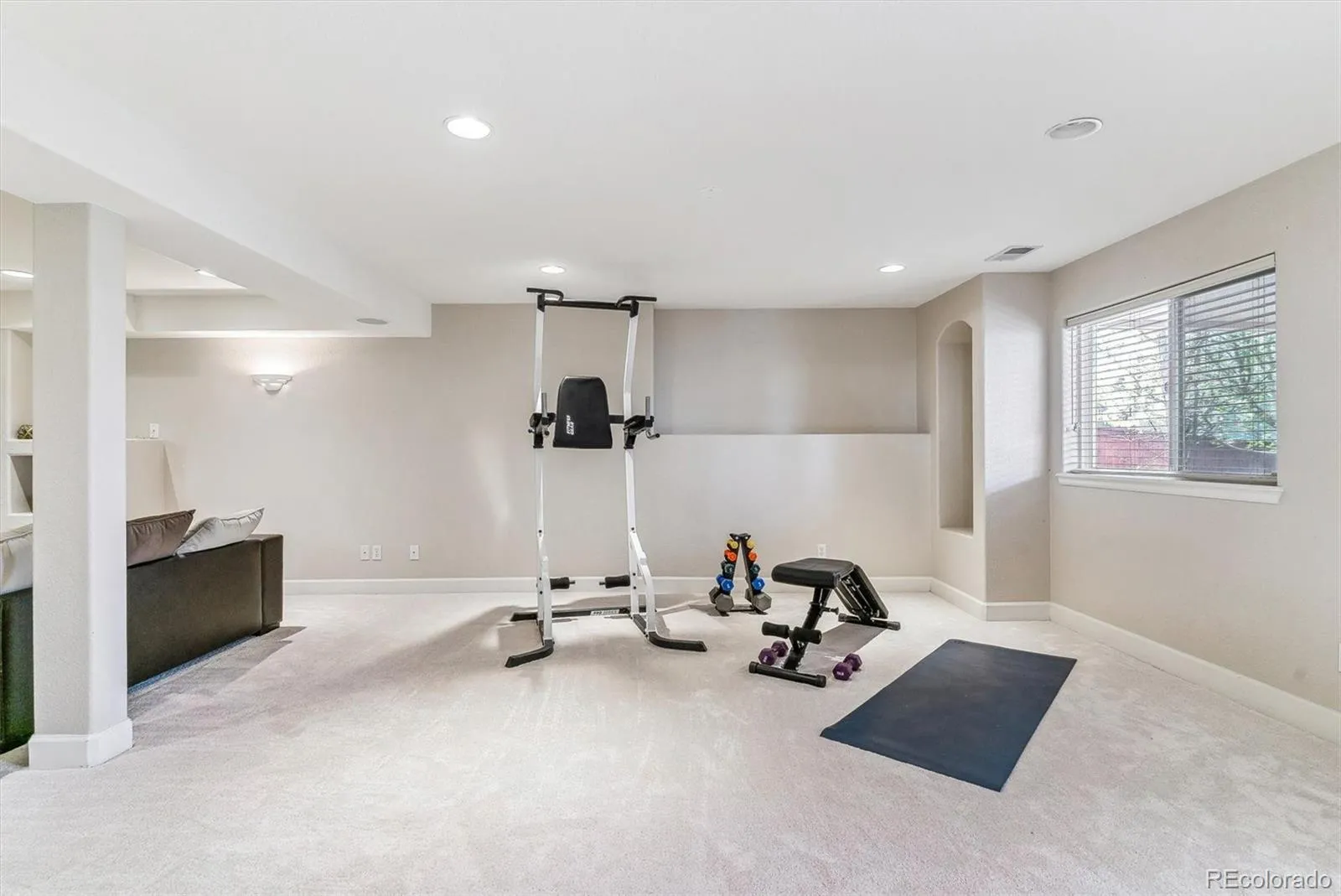 9109 Ironwood Way Highlands Ranch CO 80129 MLS #REC9869972 04292026034736 1600 38