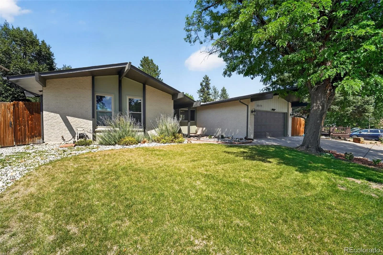 10579 W Warren Drive Denver CO 80227 | MLS #REC9871611 08032026151657 1600 1