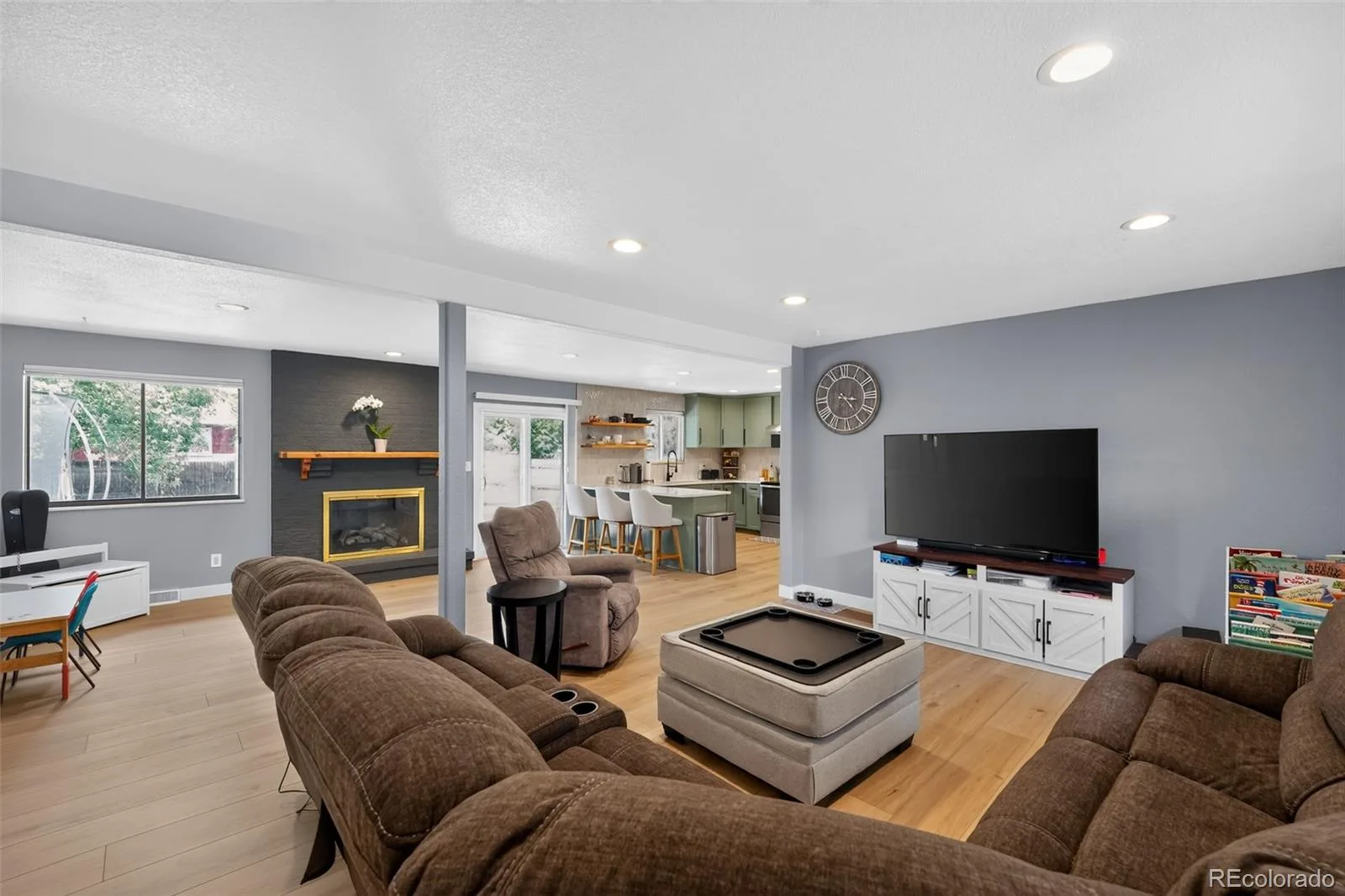 10579 W Warren Drive Denver CO 80227 | MLS #REC9871611 08032026151657 1600 12
