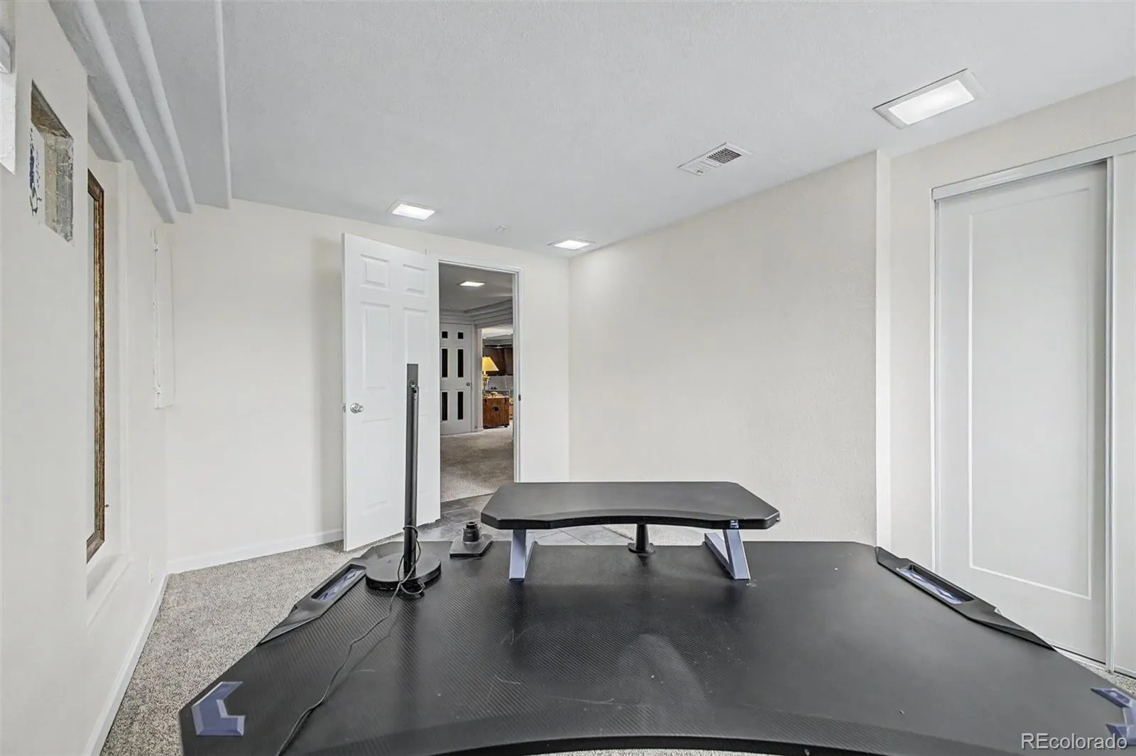 04122026142143 1600 25