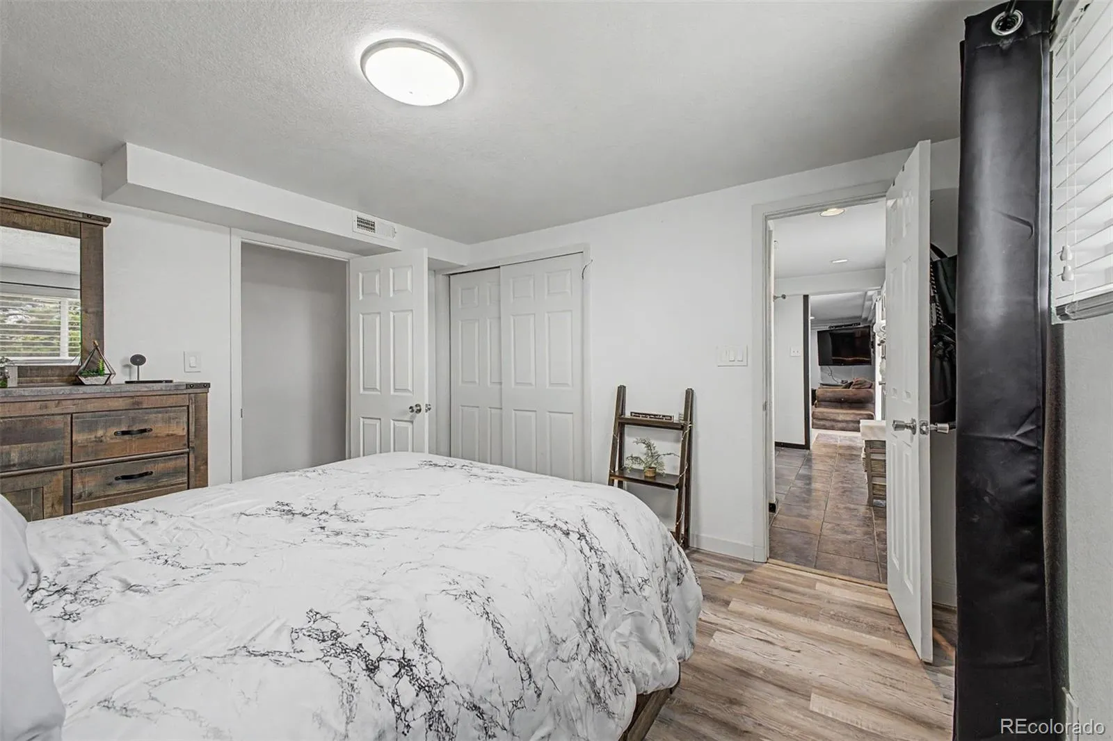 04122026142143 1600 27