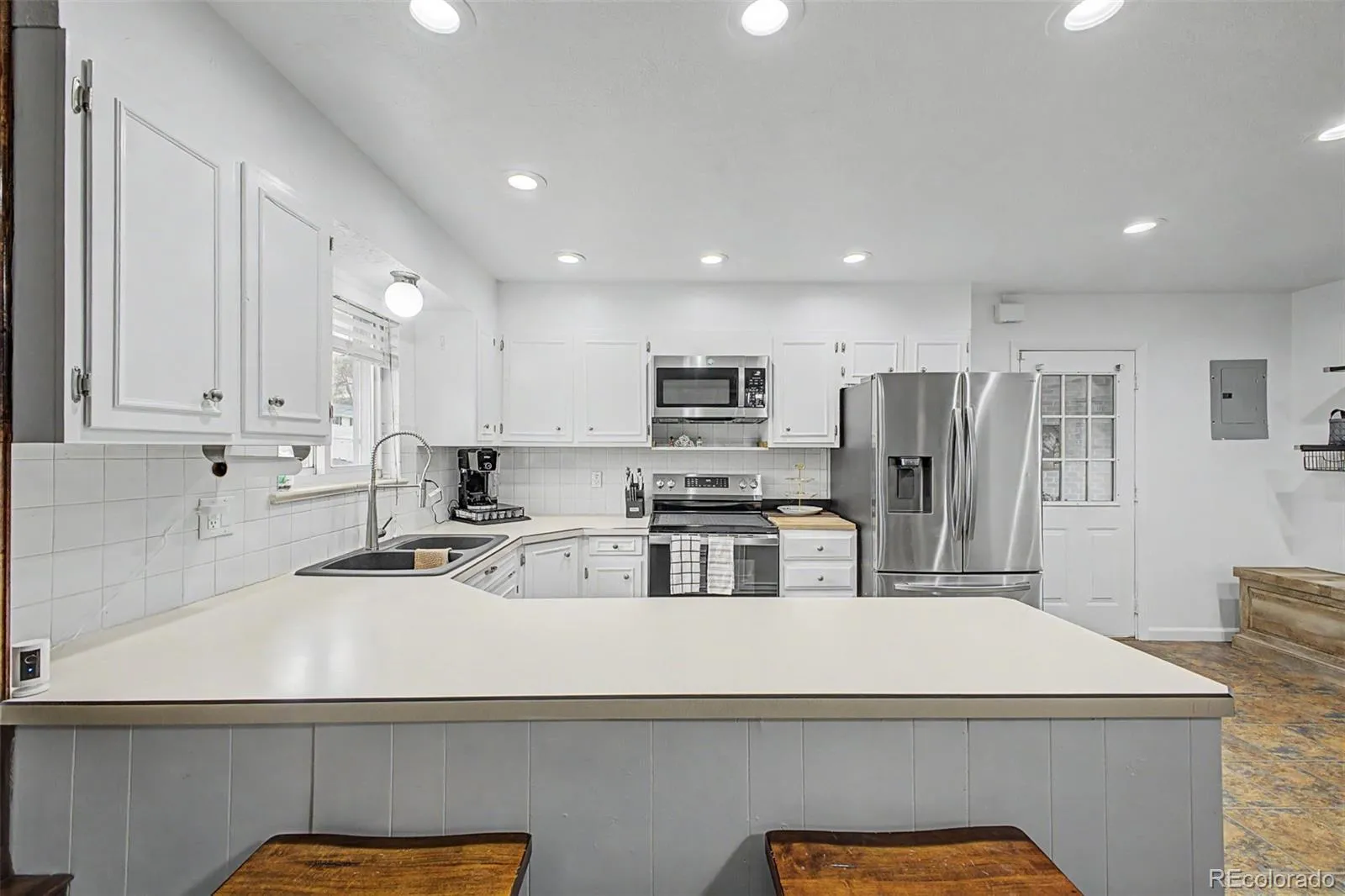 04122026142143 1600 5