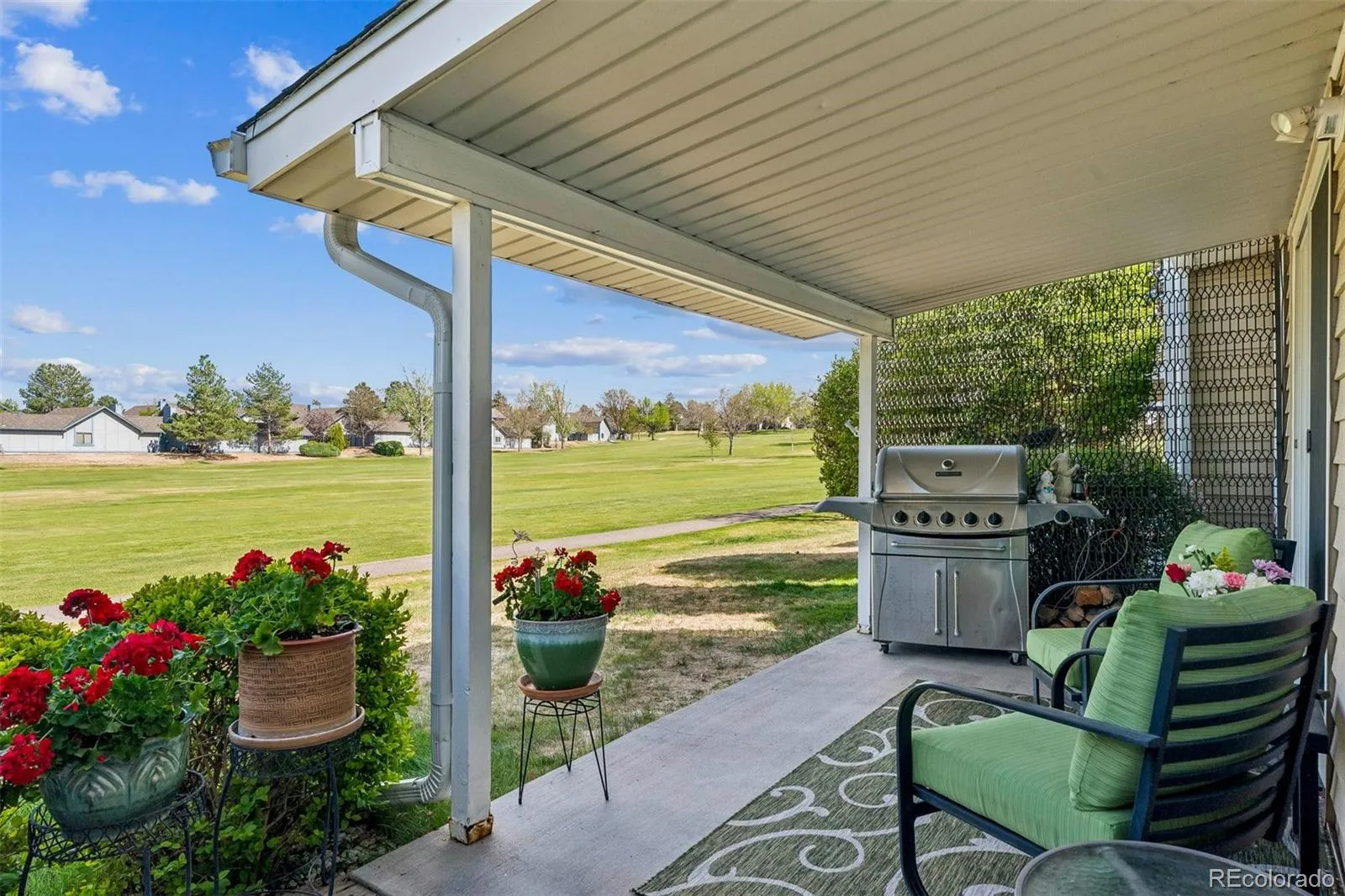 2446 S Vaughn Way #E Aurora CO 80014 MLS #REC9872685 05032026022029 1600 18