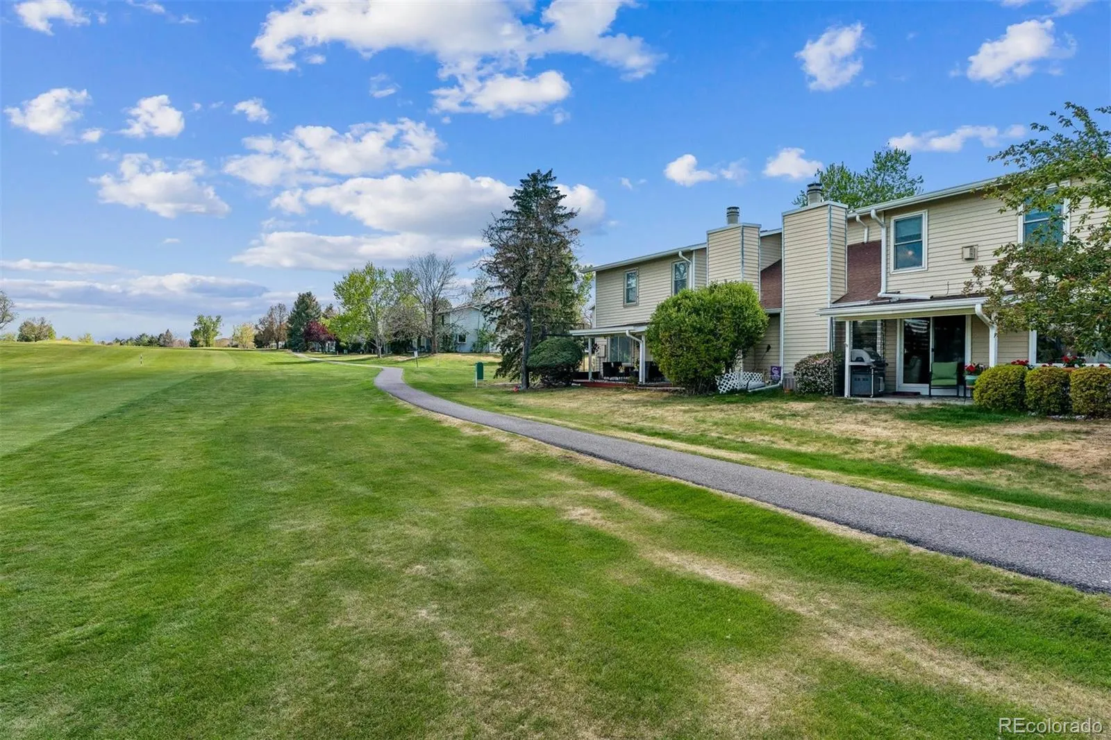 2446 S Vaughn Way #E Aurora CO 80014 MLS #REC9872685 05032026022029 1600 19