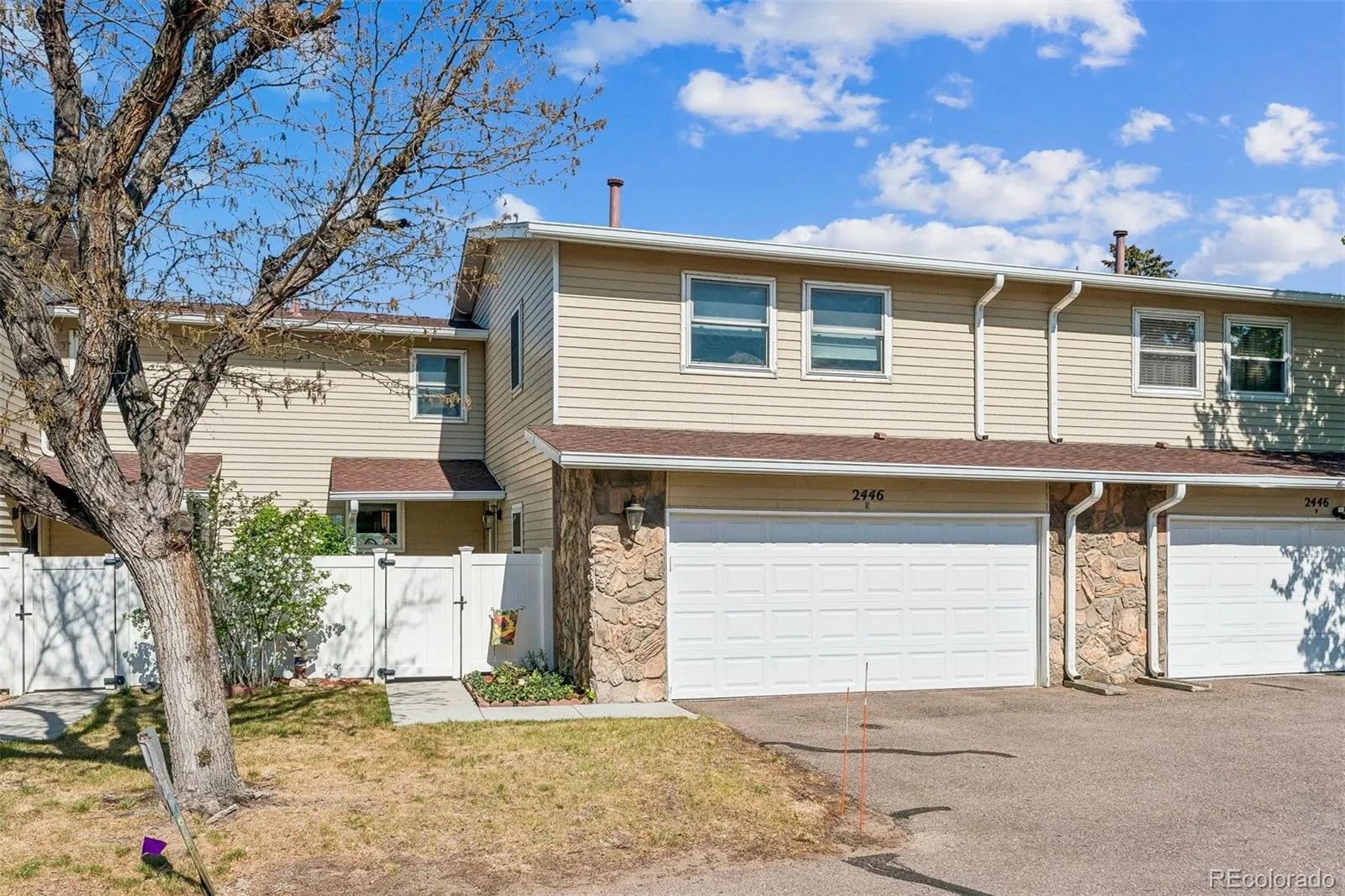 2446 S Vaughn Way #E Aurora CO 80014 MLS #REC9872685 05032026022029 1600 25