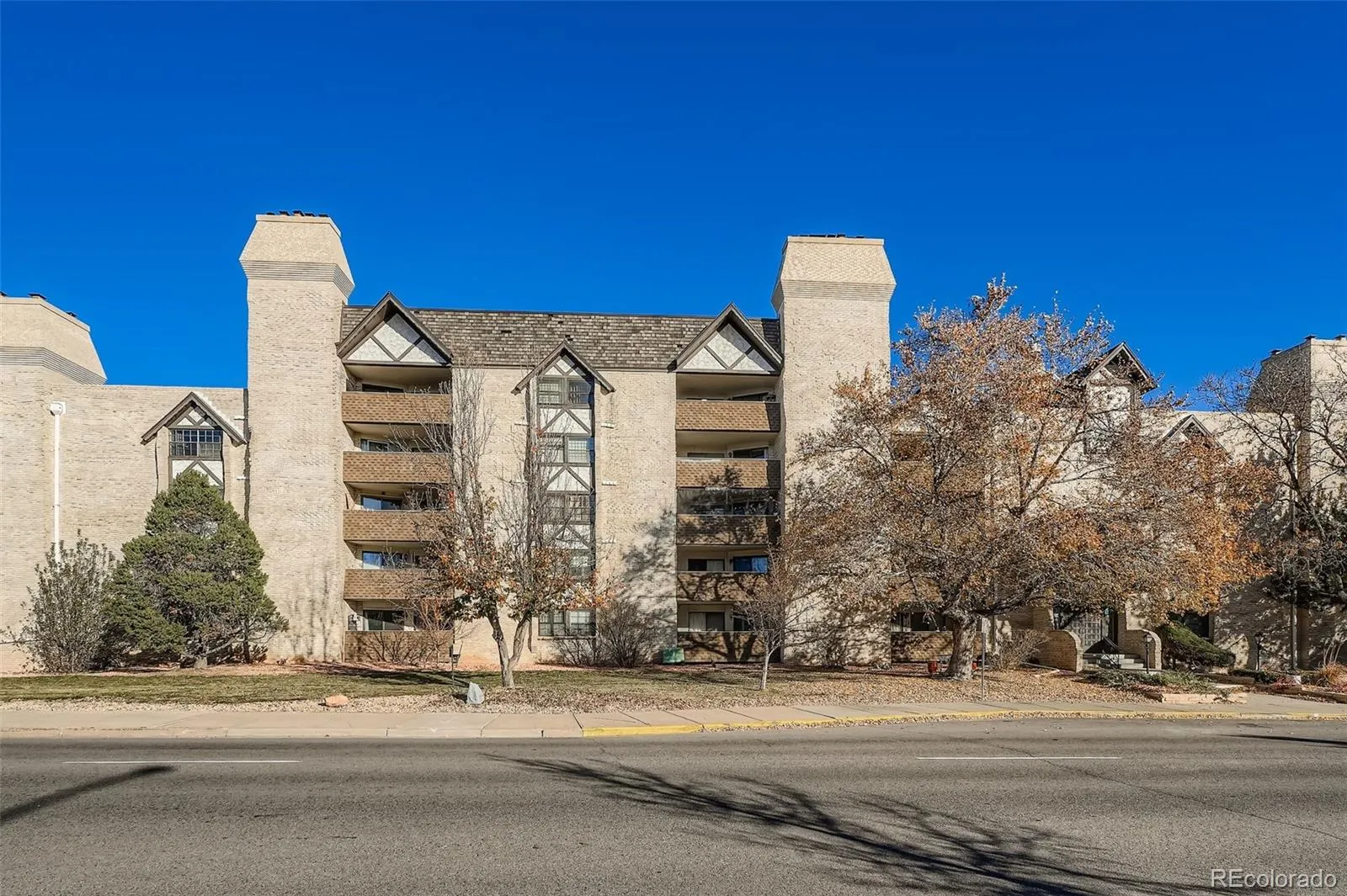 7255 E Quincy Avenue #403 Denver CO 80237 MLS #REC9874227 04102026182656 1600 16