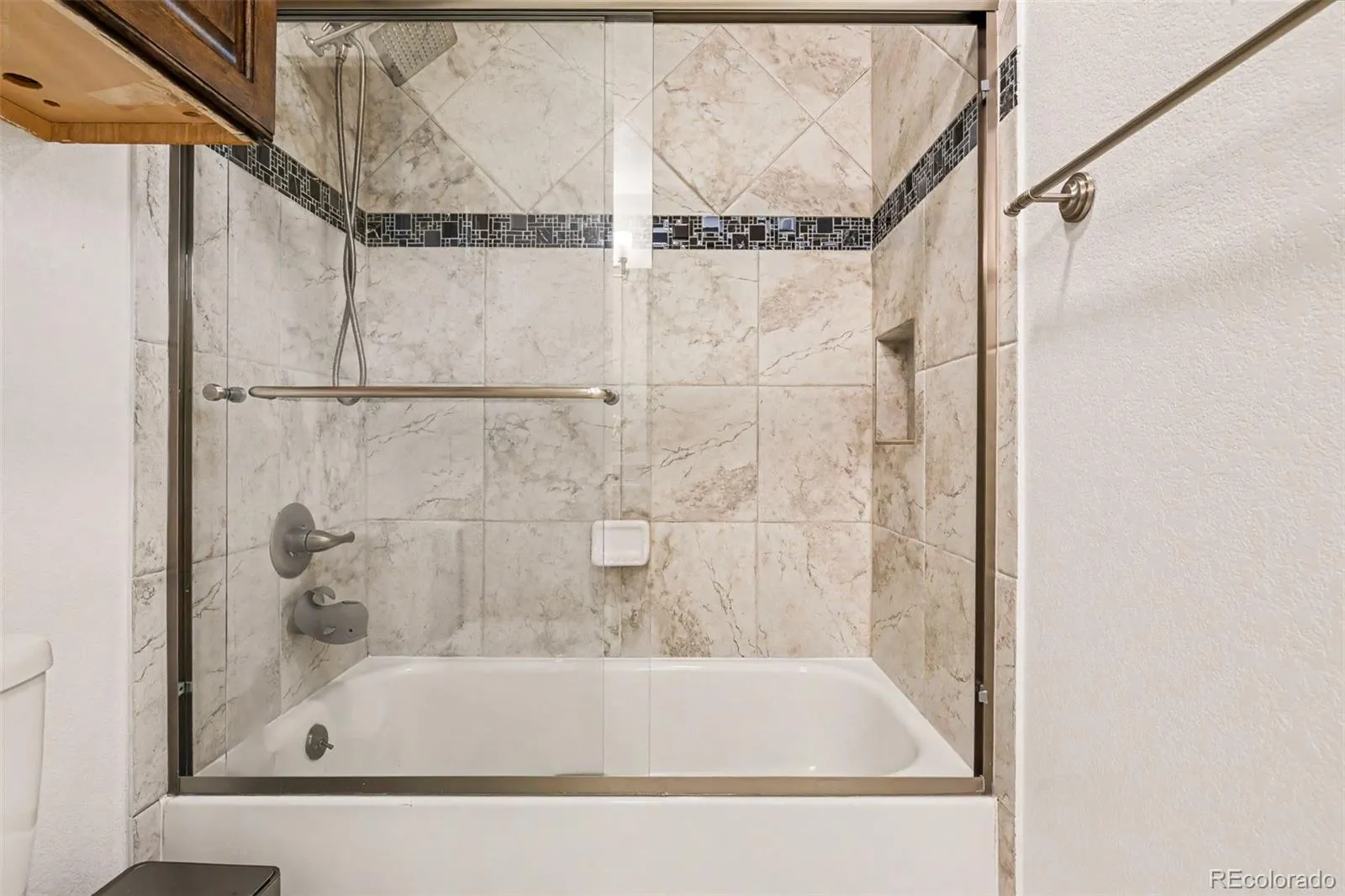 04172026163112 1600 36