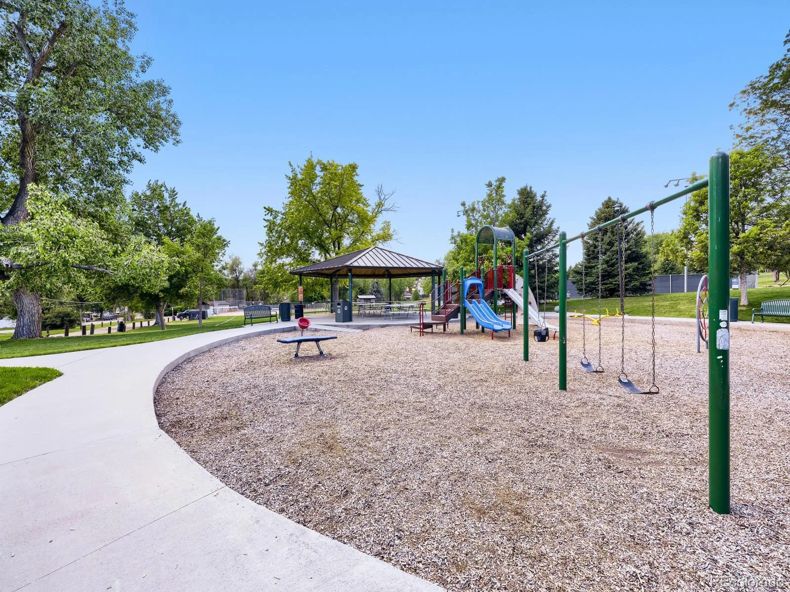 1348 Welch Street Golden CO 80401 MLS #REC9875610 06122026202406 1600 27