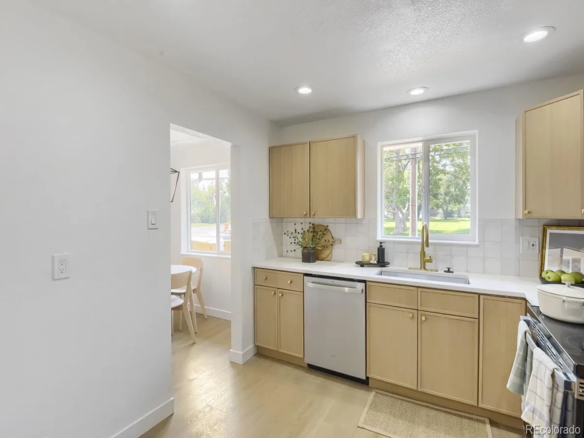 3501 Holly Street Denver CO 80207 | MLS #REC9877420 08062026204803 1200 5