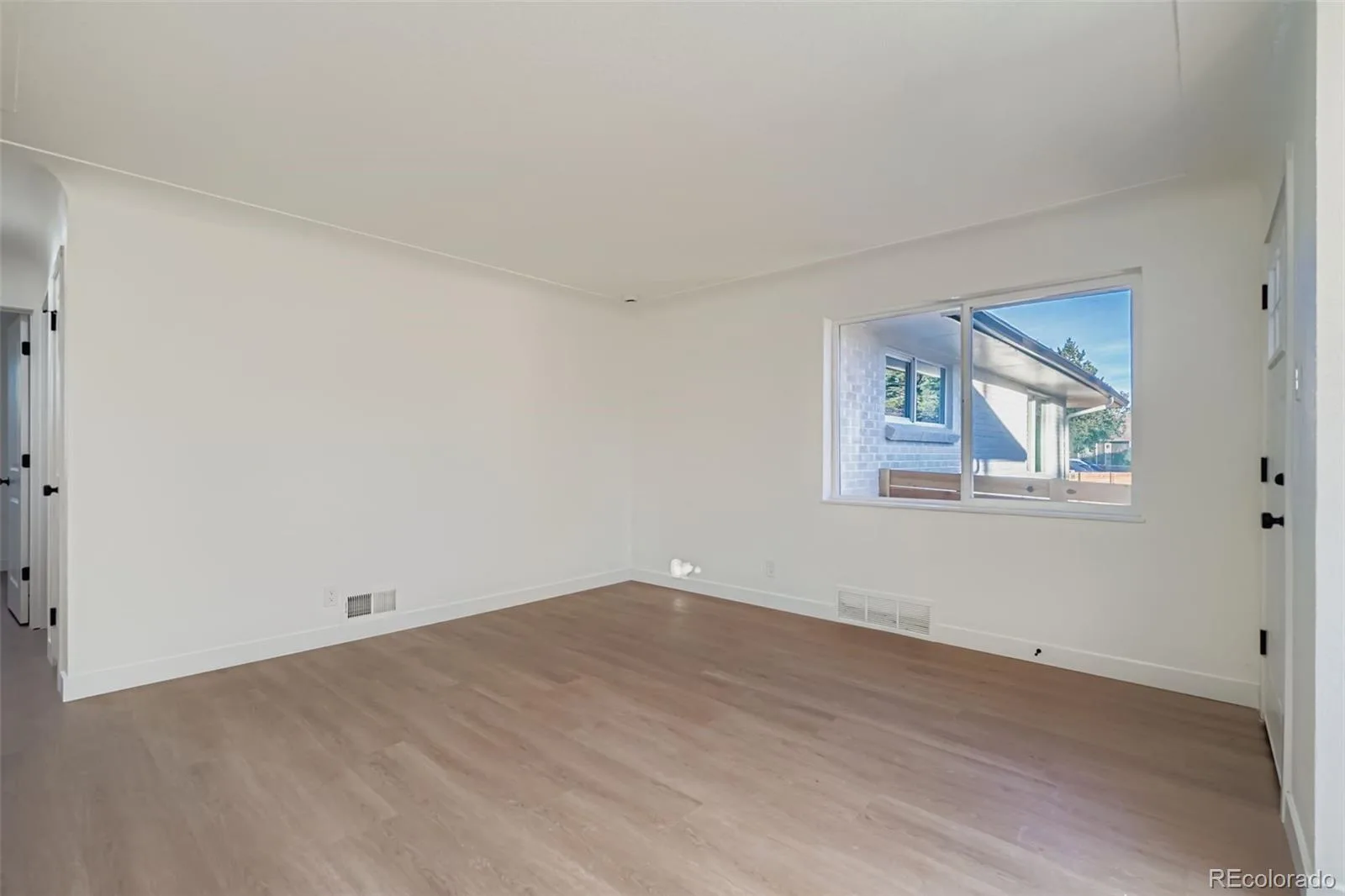 3501 Holly Street Denver CO 80207 | MLS #REC9877420 08062026204803 1600 14