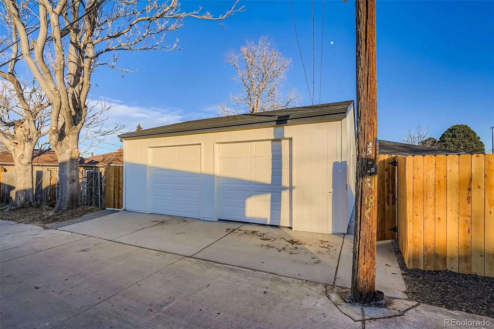 3501 Holly Street Denver CO 80207 | MLS #REC9877420 08062026204803 1600 17