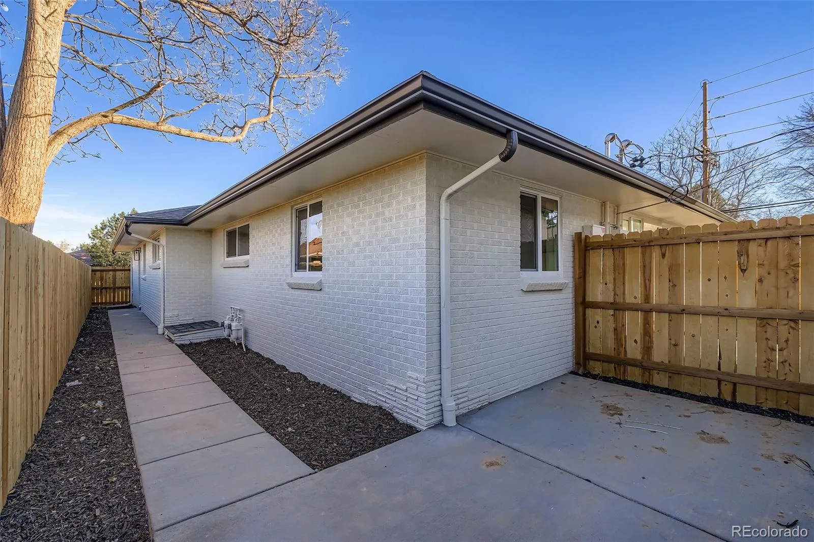 3501 Holly Street Denver CO 80207 | MLS #REC9877420 08062026204803 1600 20