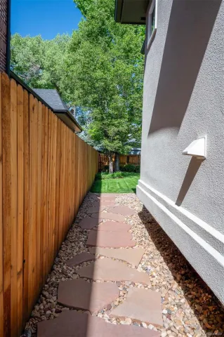 2425 S Monroe Street Denver CO 80210 MLS #REC9878858 05242026233541 640 9