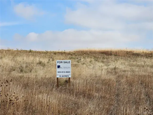 44324 N Wrangle Court Parker CO 80138 | MLS #REC9880367 03092025090704 640 7