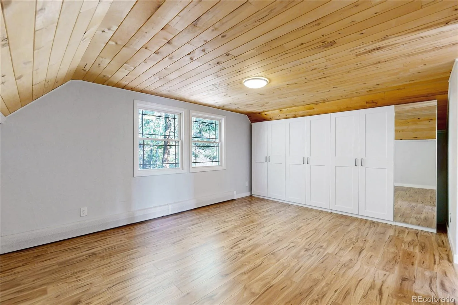 32391 Lodgepole Drive Evergreen CO 80439 | MLS #REC9882493 08112026032444 1600 34