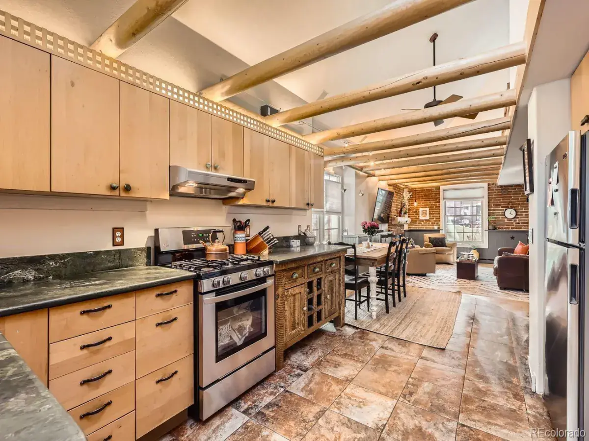 02262026193345 1200 12