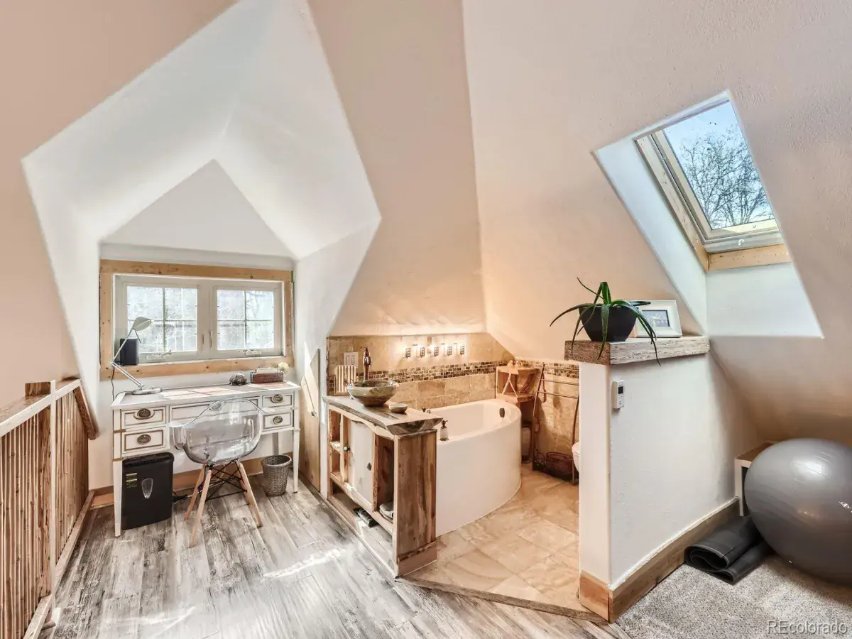 02262026193345 1200 16